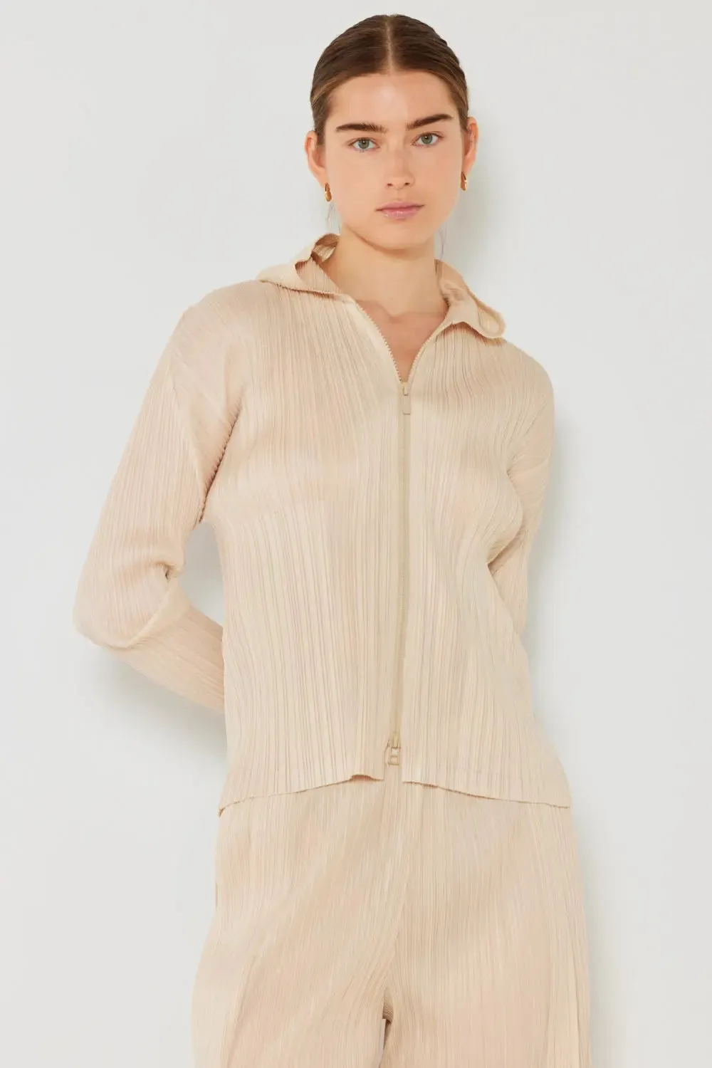 Pleated Hood Jacket 2 Way Zipper