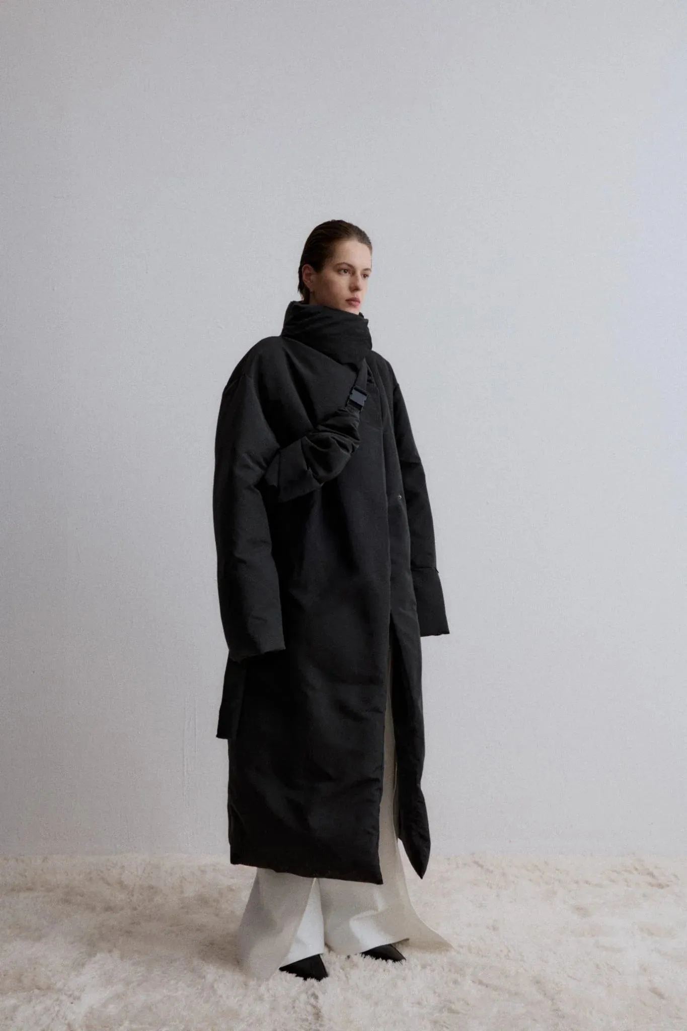 WILLOW Long Down Jacket - Black